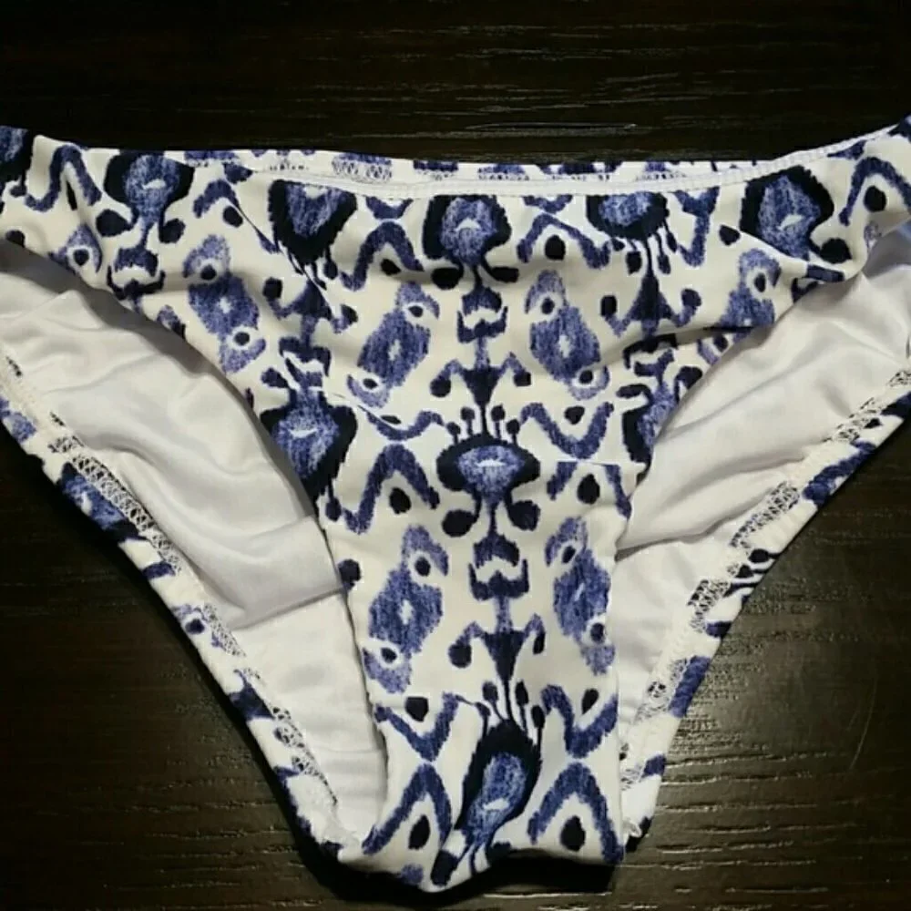 NWT SHOSHANNA IKAT CLASSIC BOTTOM SWIM